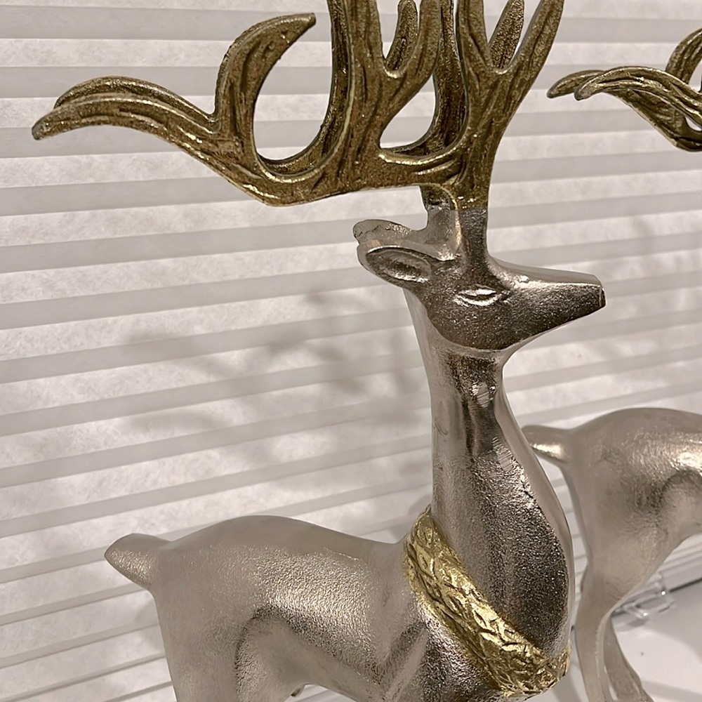 Metal /  Standing Deers / Elegant Silver and Gold Reindeer Figurines / 2 pc. - Picture 5 of 13